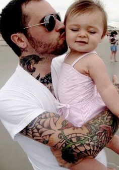 Pais e maes tatuados - Tattooed Parents 19