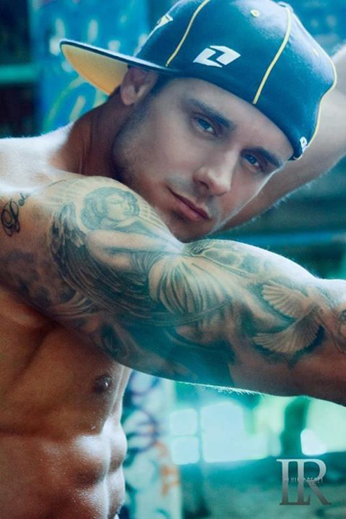 14-Tattooed-man