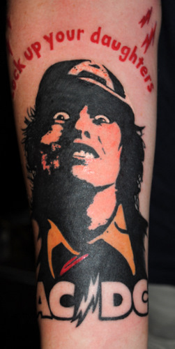 Tatuagens da banda ACDC 08