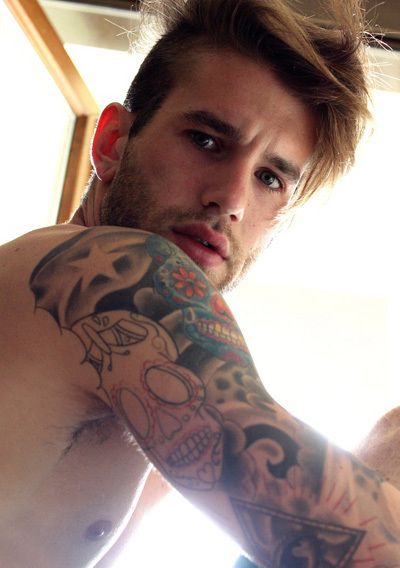 Homem Tatuado 10