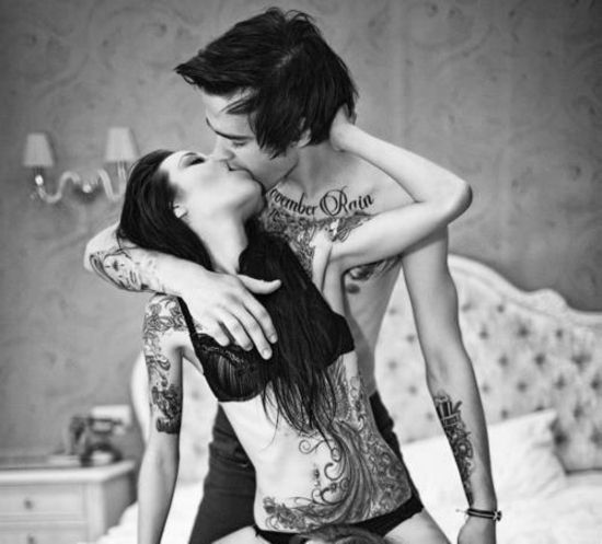 Amor e tatuagem 04