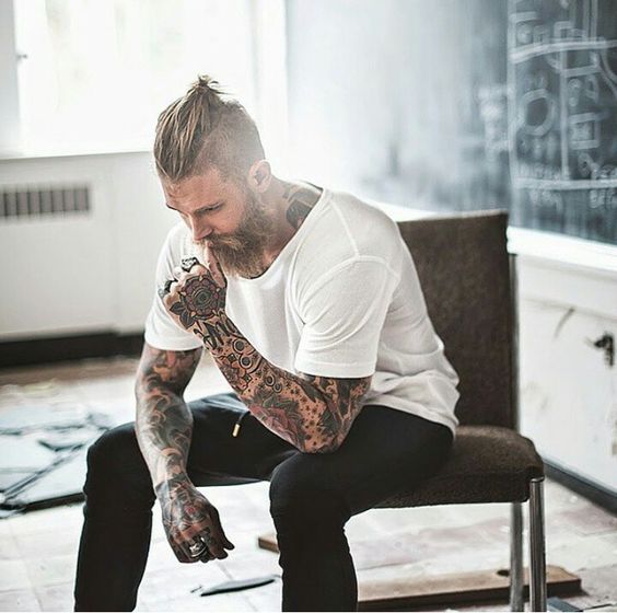 Barbudos tatuados 13