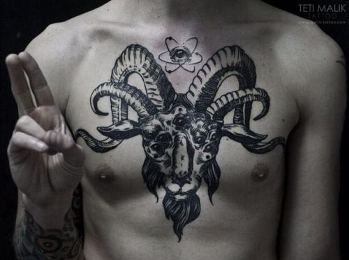 Tatuagens no Peito 02