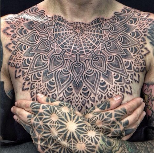 Tatuagens no Peito 04