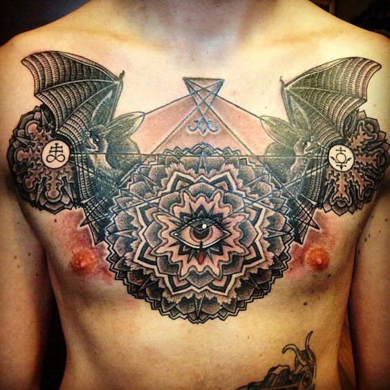 Tatuagens no Peito 12