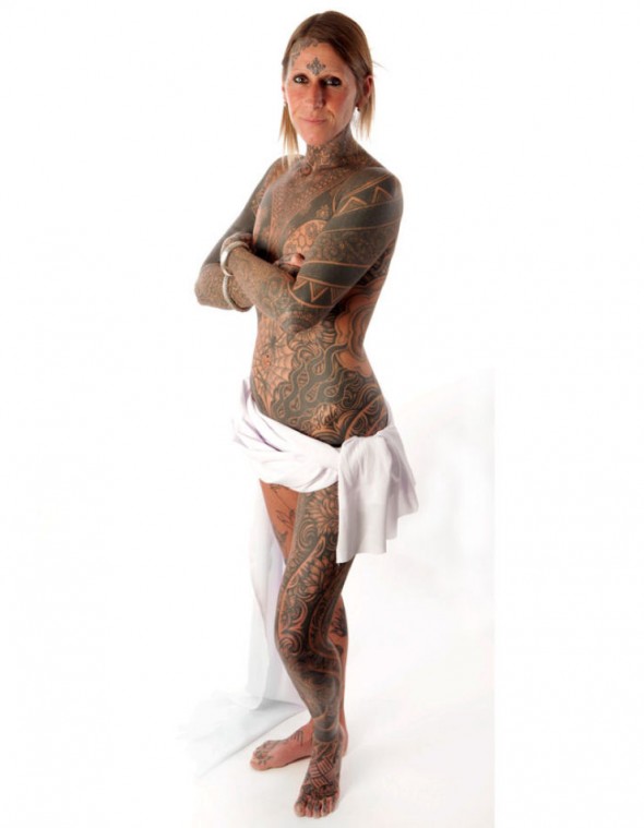 Jacqui Moore Mulher que comemorou divorcio com tatuagem e arrumou novo amor 07